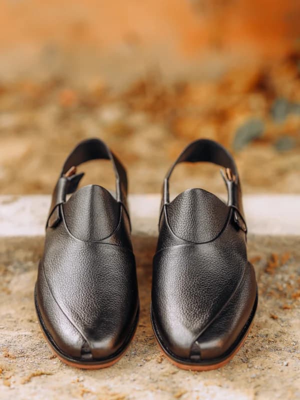 Black Pebbled Leather Peshawari Chappals