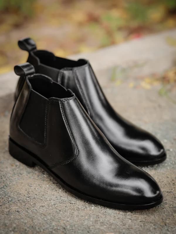 Men's Black Leather Chelsea Boots