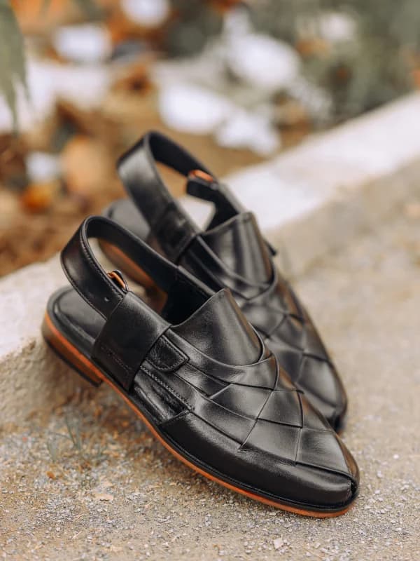 Men's Black Woven Leather Peshawari Chappals
